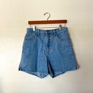 VINTAGE Halston 90’s high waist mom jean shorts
